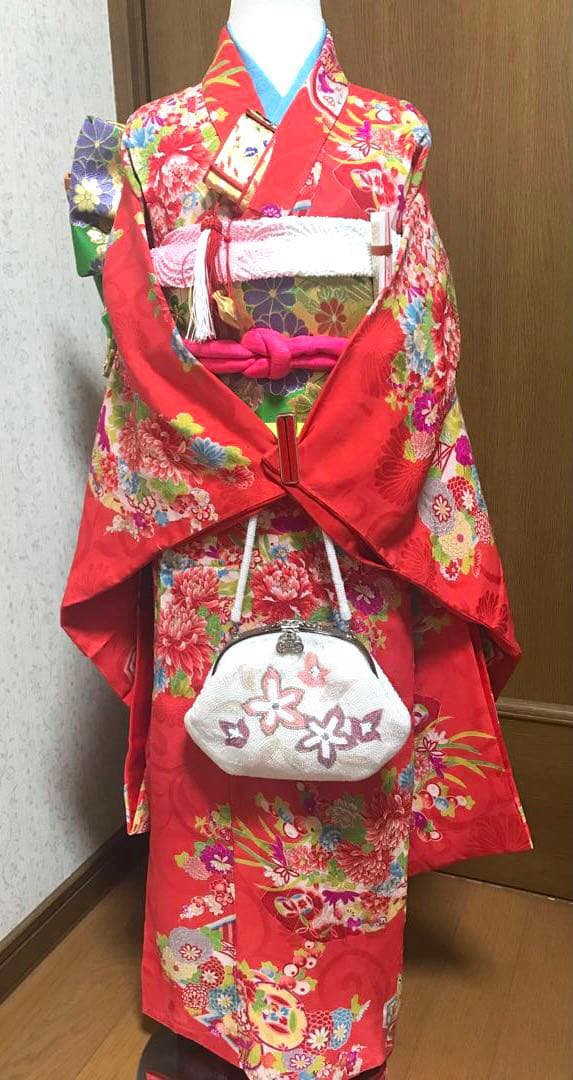 七五三女の子着物セット　アンティーク　正絹　5歳 小さめ7歳　珊瑚色❤️