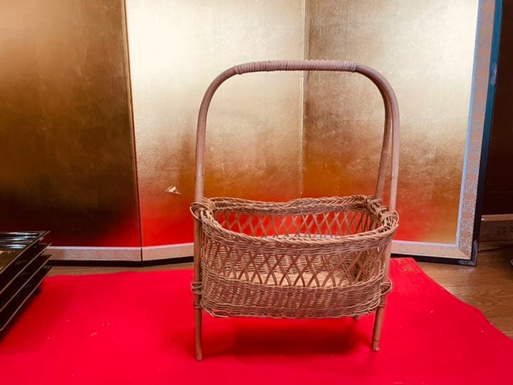 手編み　ハンドメイド　籠　バスケット　小物入れ　アンティーク　かご　カゴ