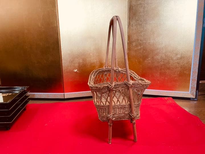 手編み　ハンドメイド　籠　バスケット　小物入れ　アンティーク　かご　カゴ