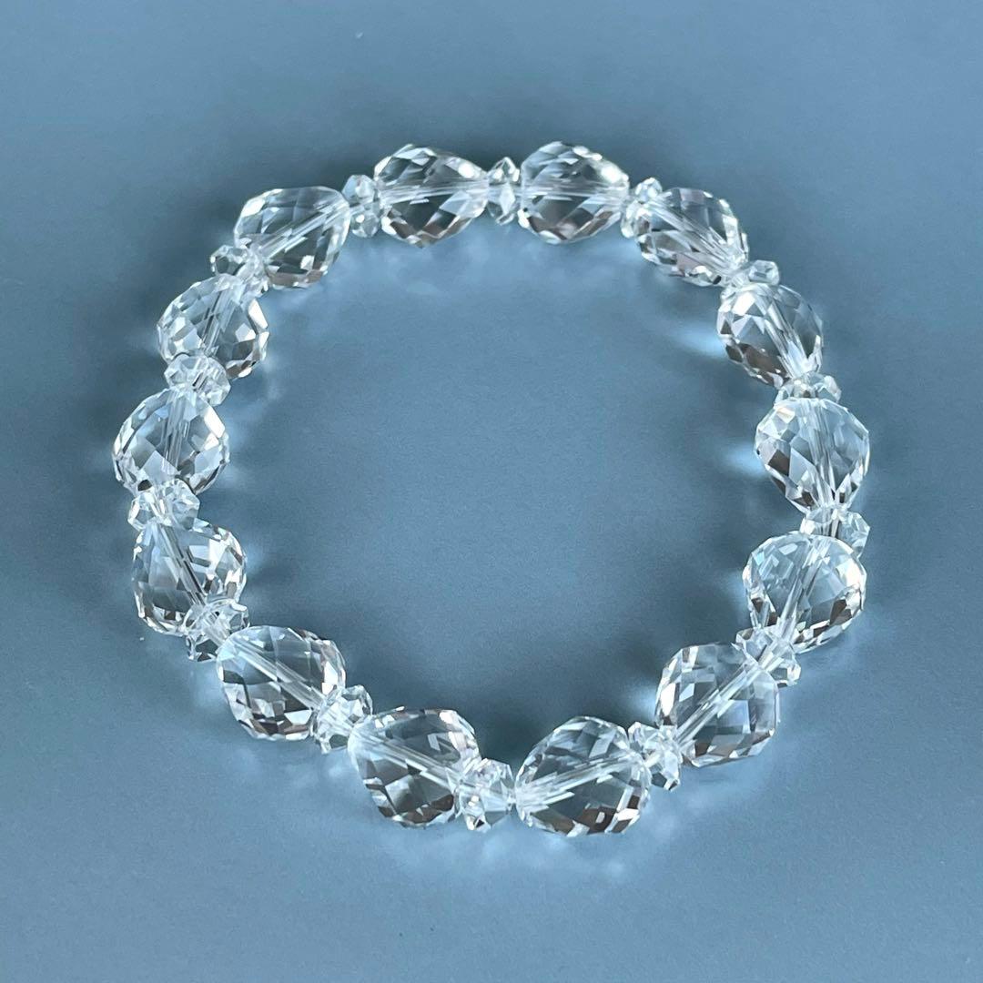 極上ハンドカット✨ハートシェイプ天然本水晶ブレス