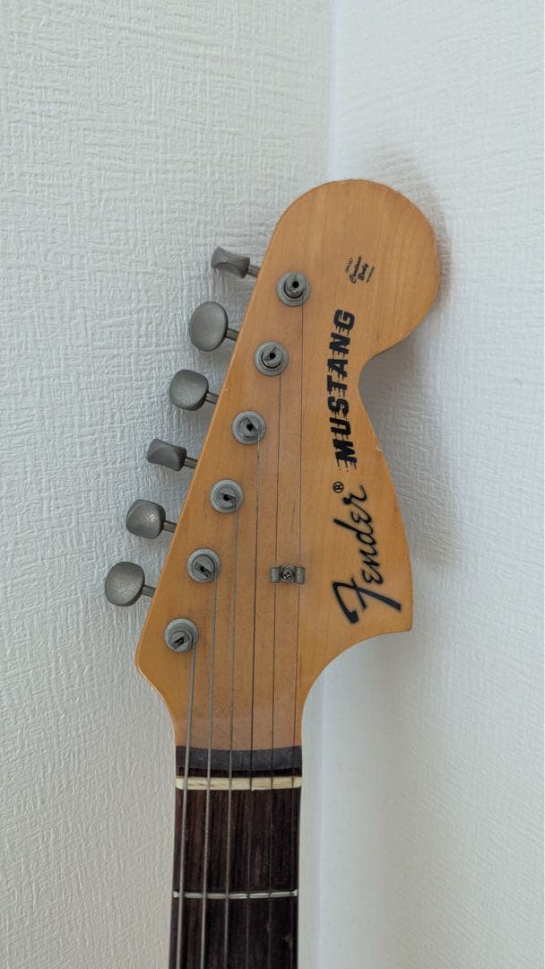 Fender Japan ムスタングタイプ 黄系 【日本製・演奏性◎】 レア
