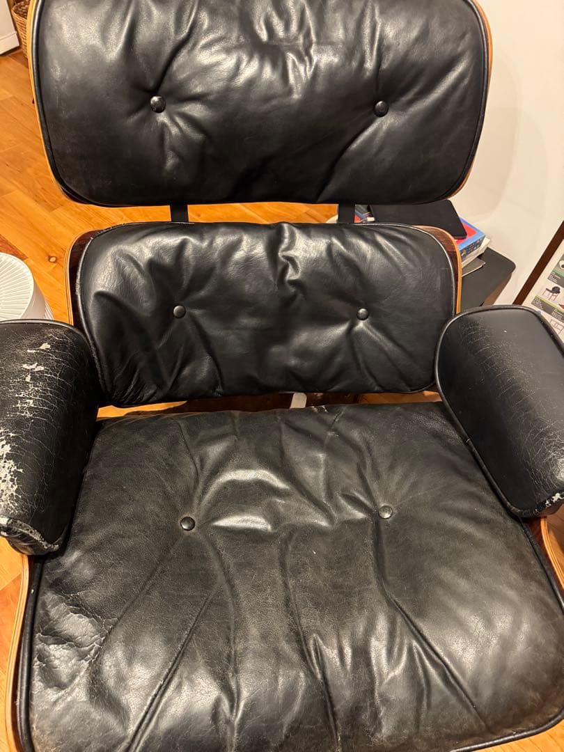 博物館行き？ハーマンミラーHermanMillerラウンジチェアイームズソファ