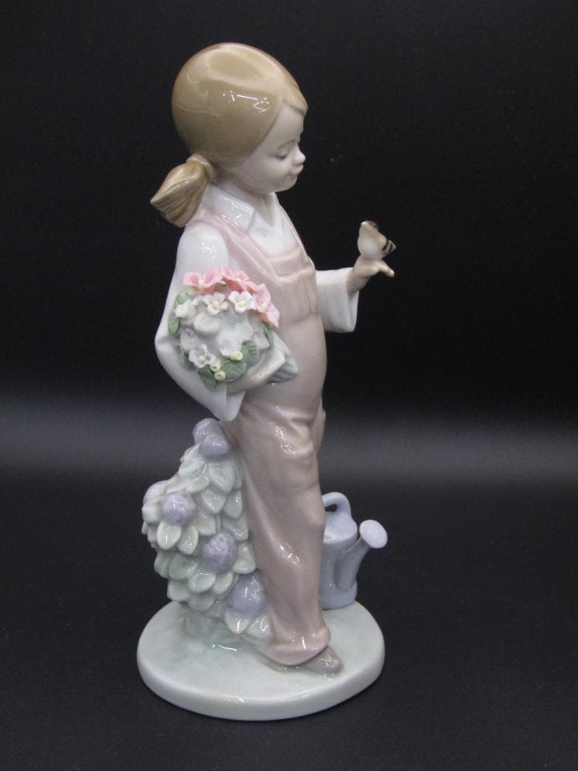 リヤドロ LLADRO 陶器 人形『小鳥と話す少女』