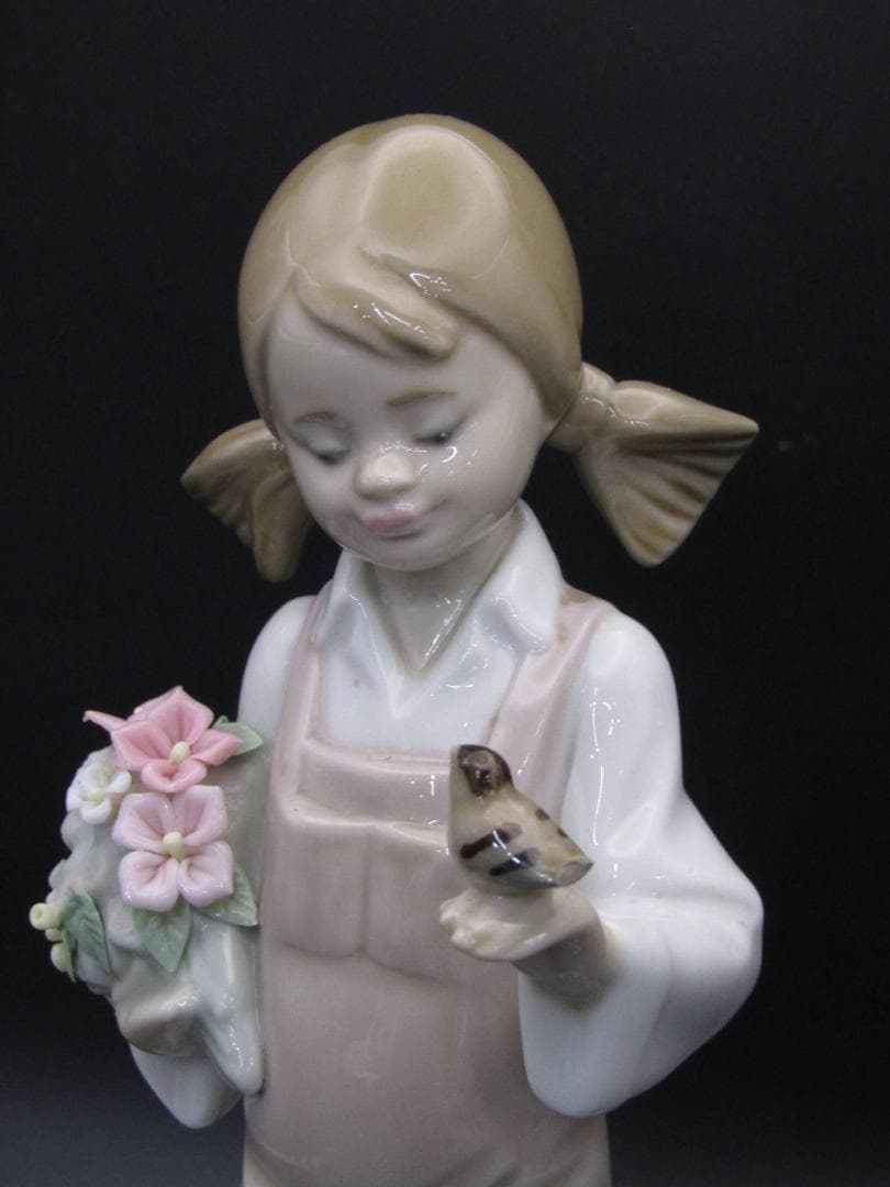 リヤドロ LLADRO 陶器 人形『小鳥と話す少女』