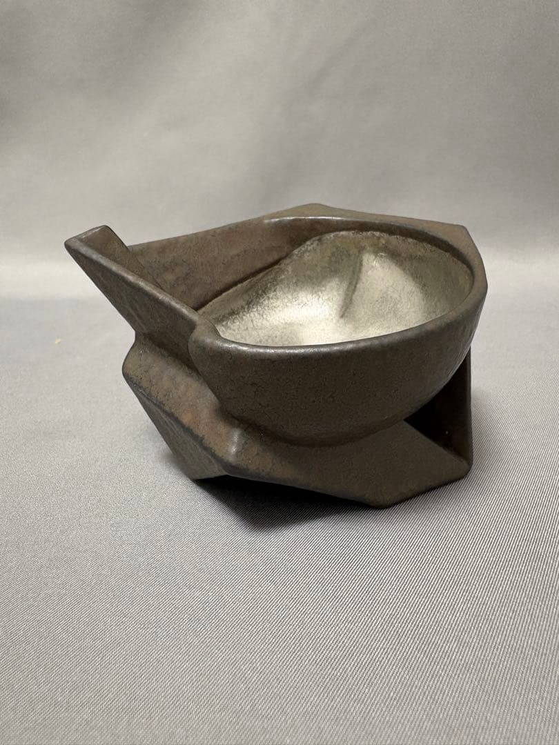 山下幾太郎　鉄黒プラチナ彩幾何ぐい呑