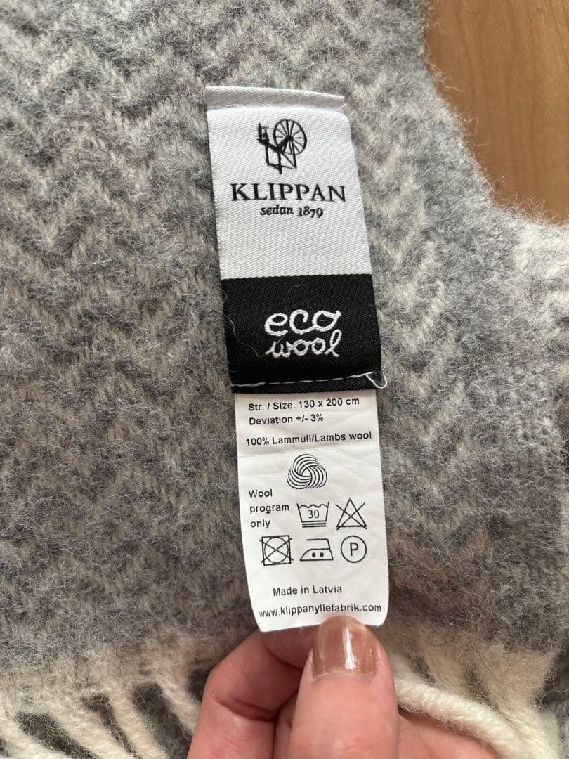 Mimi 　KLIPPAN ラムウール 毛布 130x200cm グレー