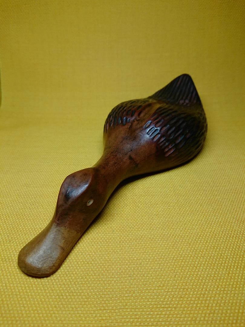 トリ　アヒル　カモ　木彫　オブジェ　置物　インテリア　工芸品　美術品　A1287