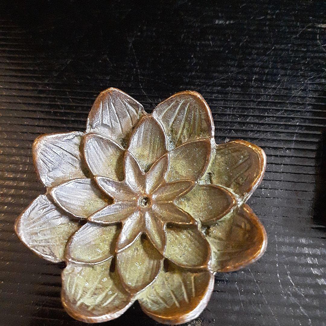 古銅蛙と蓮の花の線香立て