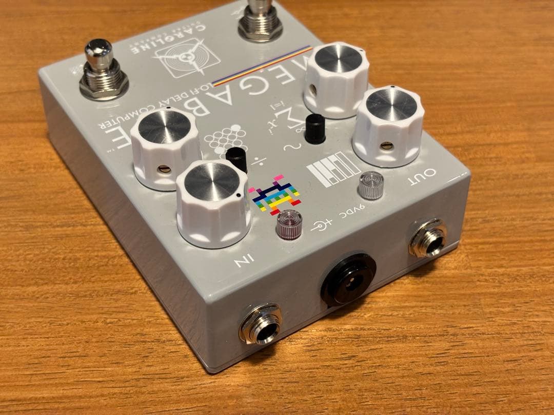 Caroline MEGABYTE ディレイペダル