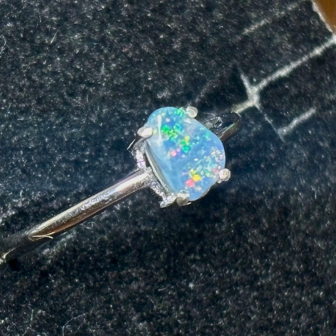 0.24ct ブラックオパール ピンファイヤーパターン シルバーリング 調節可能