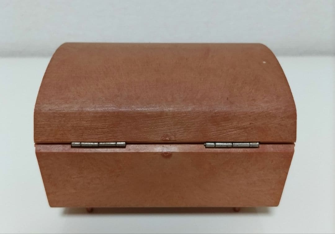 【ジャンク品】オルゴール付きアクセサリーボックス【レトロ】