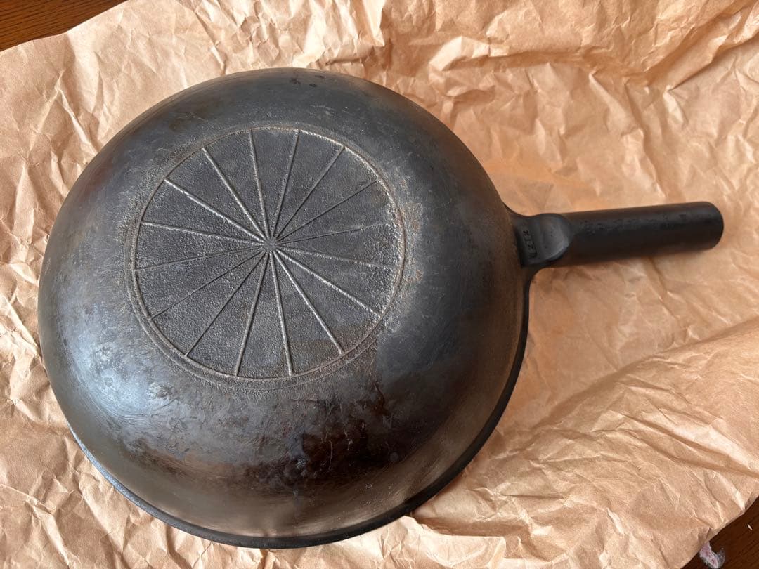 錦見鋳造株式会社　魔法のフライパンの北京鍋29cm