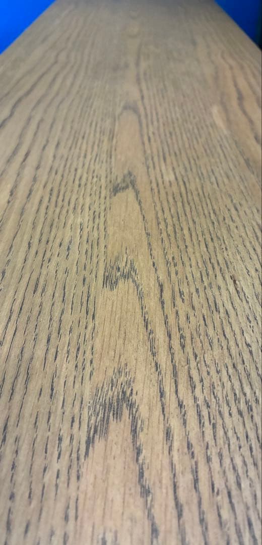 Mi　新品なのに一部傷あり、センスは良いのにちょっと残念なサイドボード