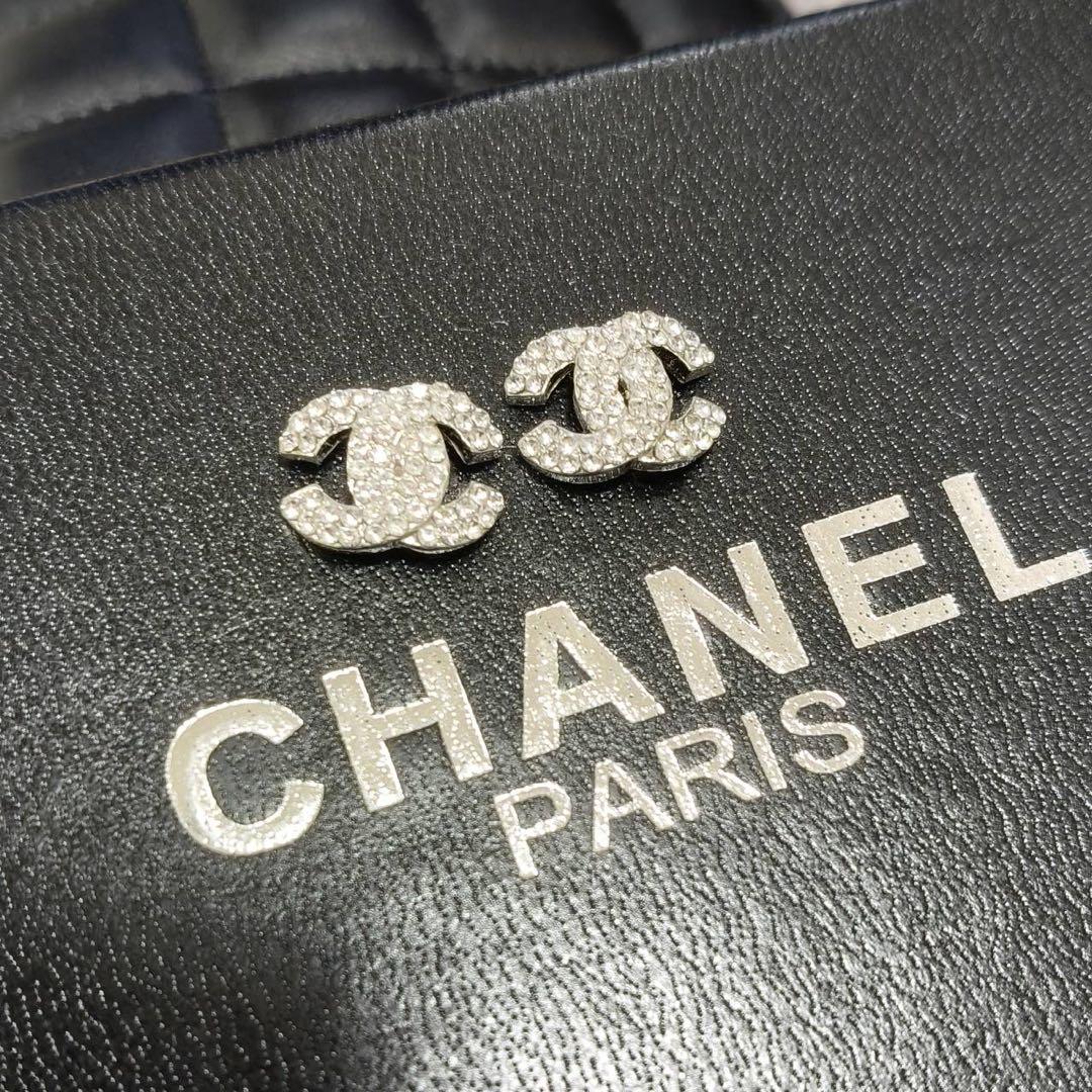 CHANEL シルバー ピアス ノベルティ - メルカリ