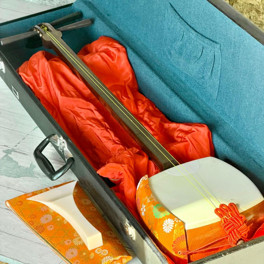 訳あり 中棹三本継三味線 紅木or紫檀・丸打胴・樹脂撥付き - メルカリ