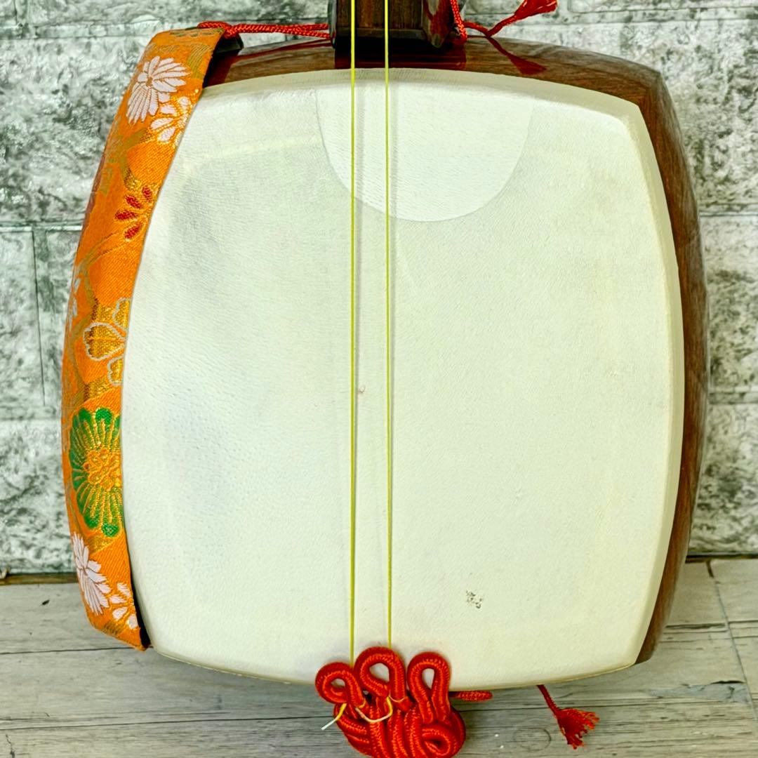 訳あり 中棹三本継三味線 紅木or紫檀・丸打胴・樹脂撥付き - メルカリ