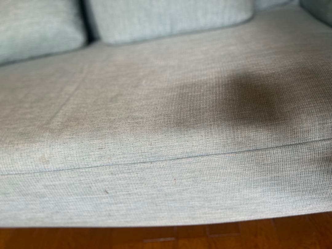 ローソファー NOYES Decibel C4 2人掛け片ひじ