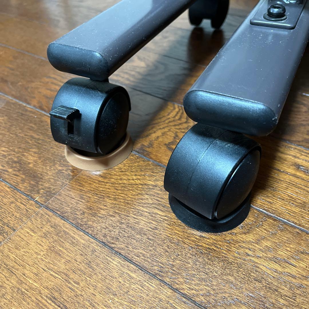 すのこ　折り畳みベッド　タイヤ台付