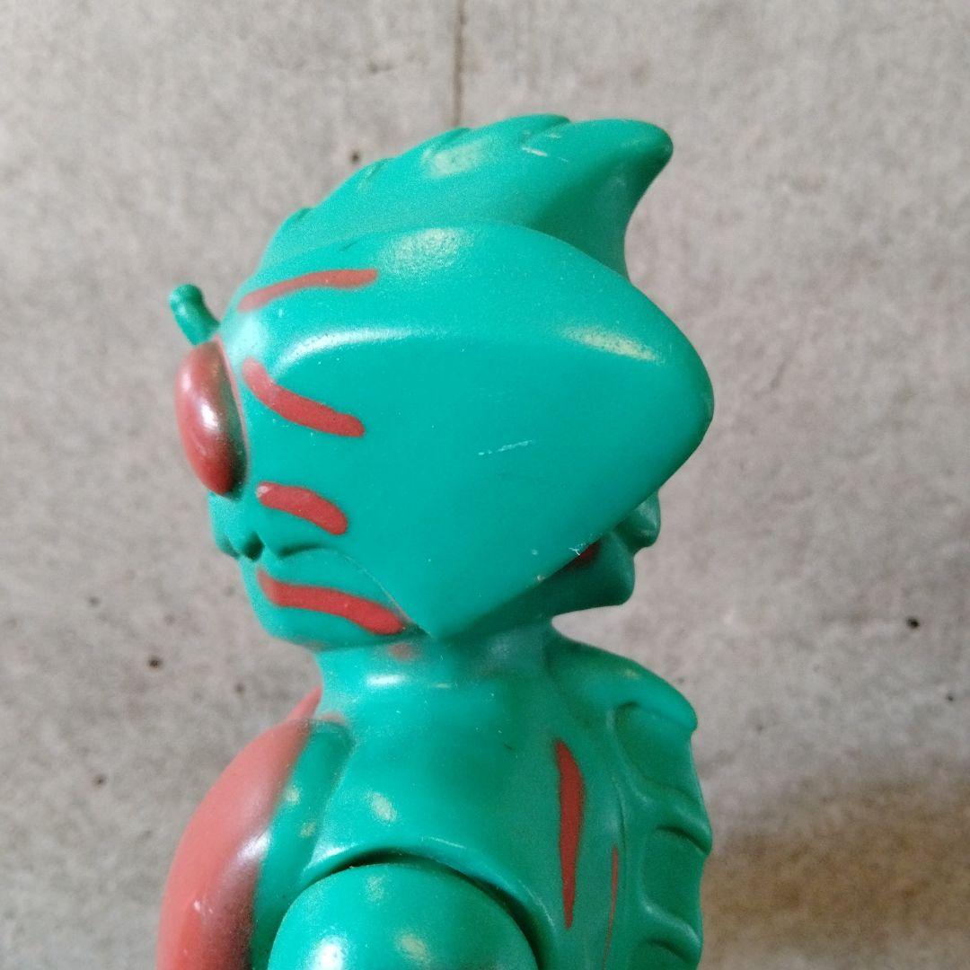 当時物仮面ライダーアマゾンソフビ無版権パチ約23センチ - メルカリ