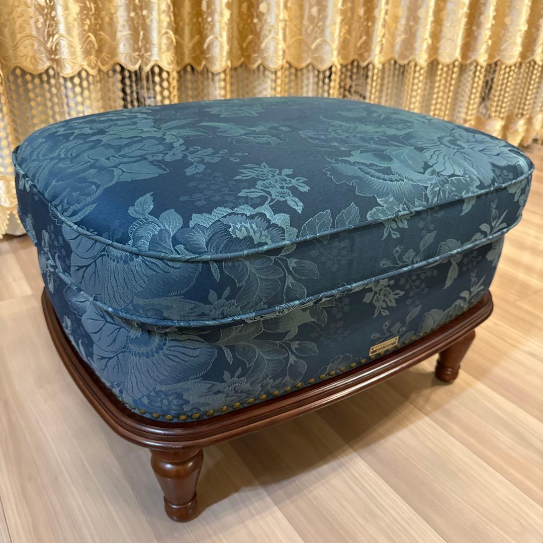 マルニ木工製 KENT-COURT フローラルオットマン、スツール