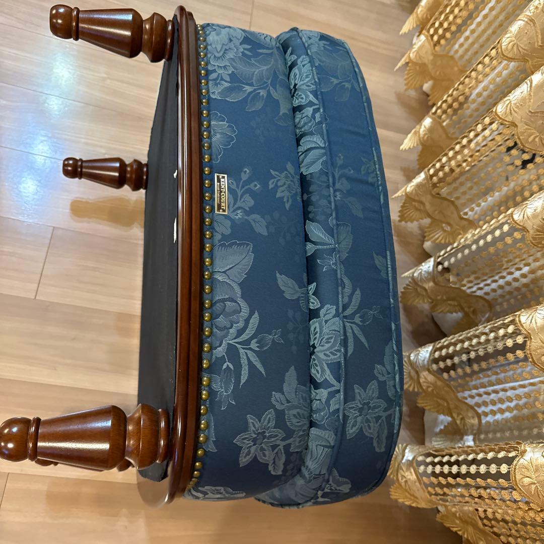 マルニ木工製 KENT-COURT フローラルオットマン、スツール