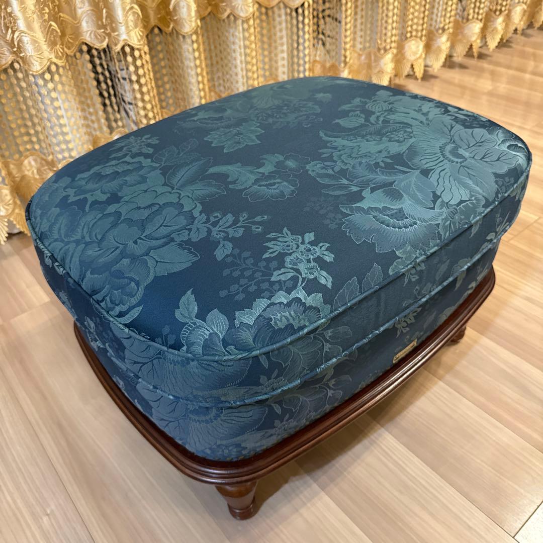 マルニ木工製 KENT-COURT フローラルオットマン、スツール