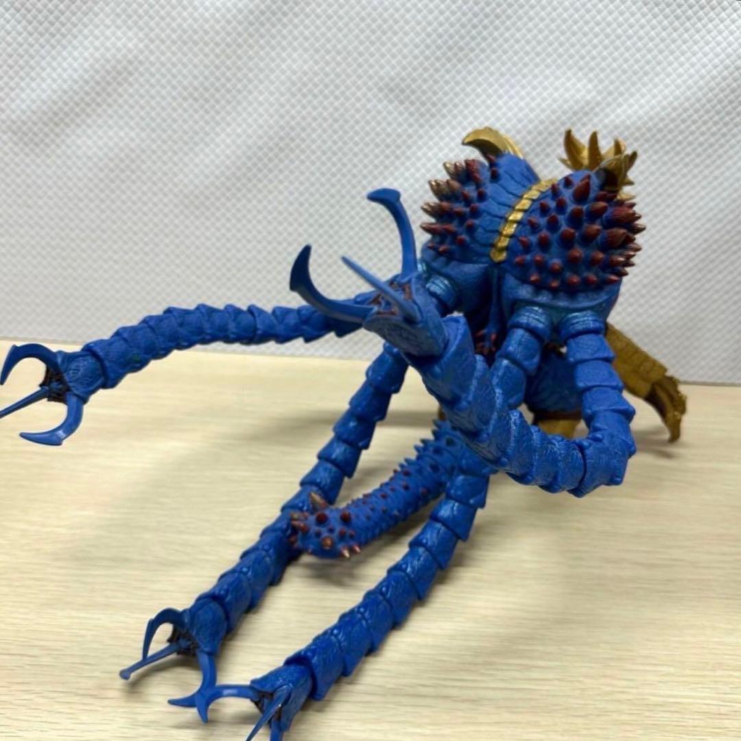 ◇ウルトラマンメビウス Uキラーザウルス ソフビ究極超獣 - メルカリ