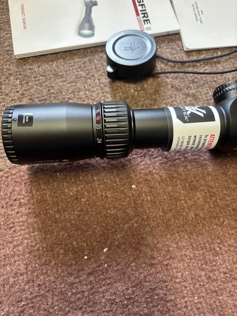 実物 Vortex CROSSFIRE II 6-24X50 AO スコープ