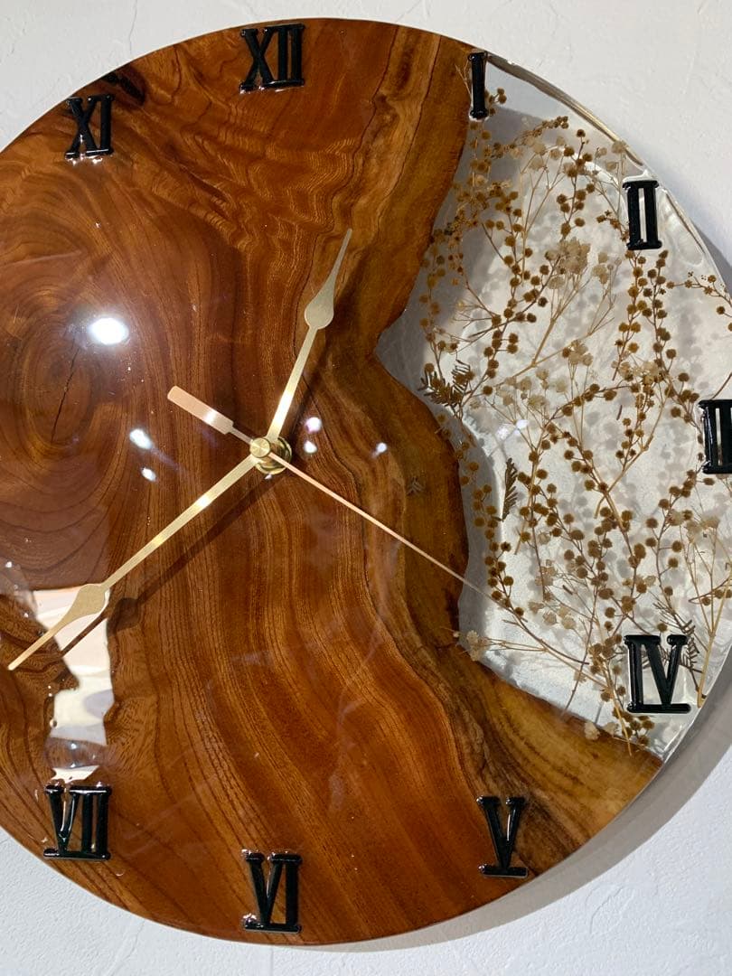 レジン　ハンドメイド　時計　ドライフラワー