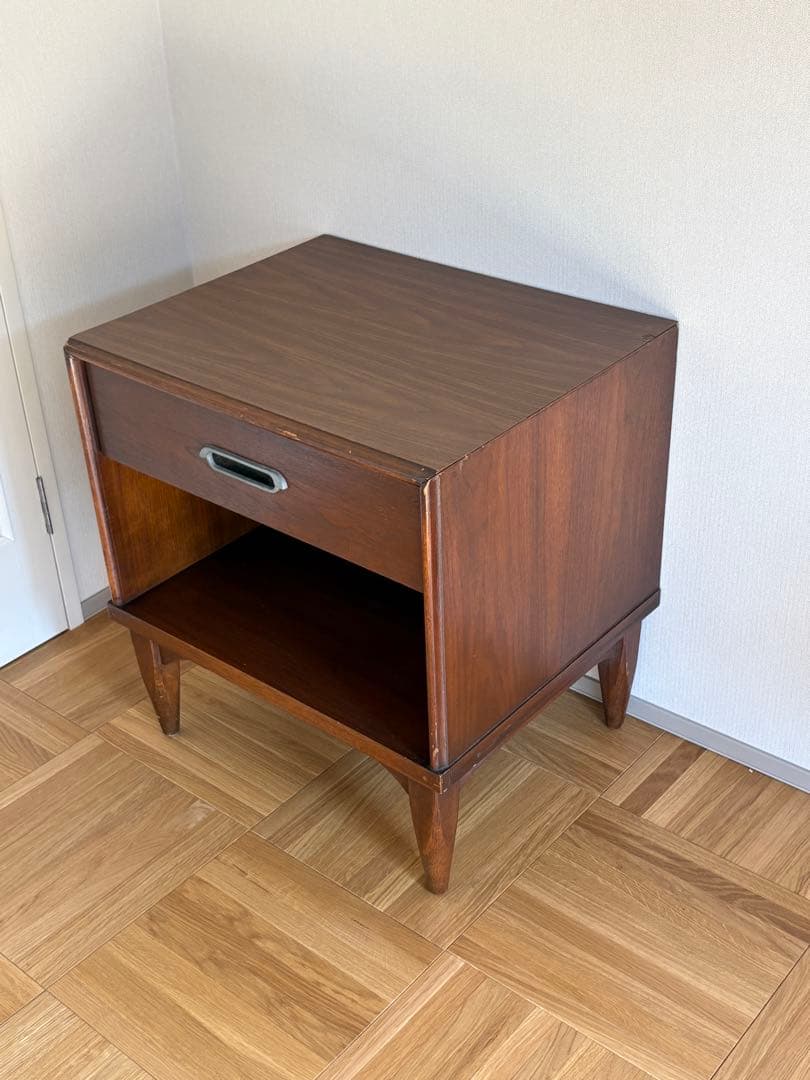 【DREXEL HERITAGE】　Vintage ナイトテーブル