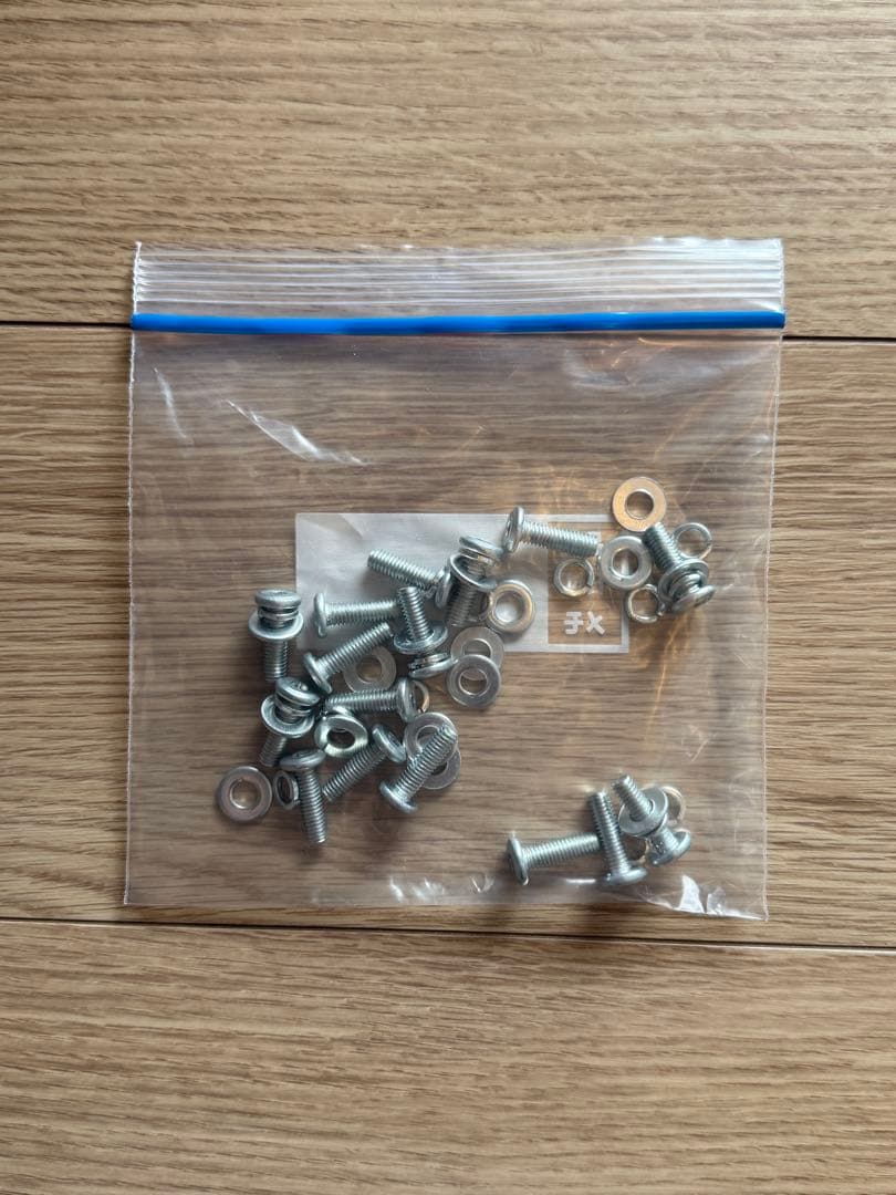 新古品【KANADEMONO】ラバーウッドデスク