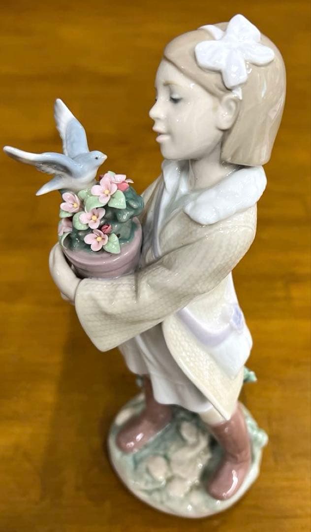 リヤドロ　モーニングメロディー　#8362　フィギュリン　陶器　イラスト・箱付き