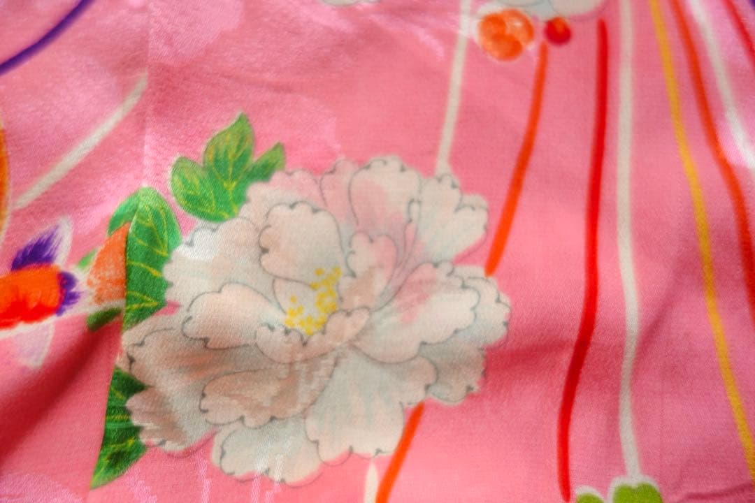 アンティーク子供着物　花薬玉　四つ身　華やか　お正月　七五三に