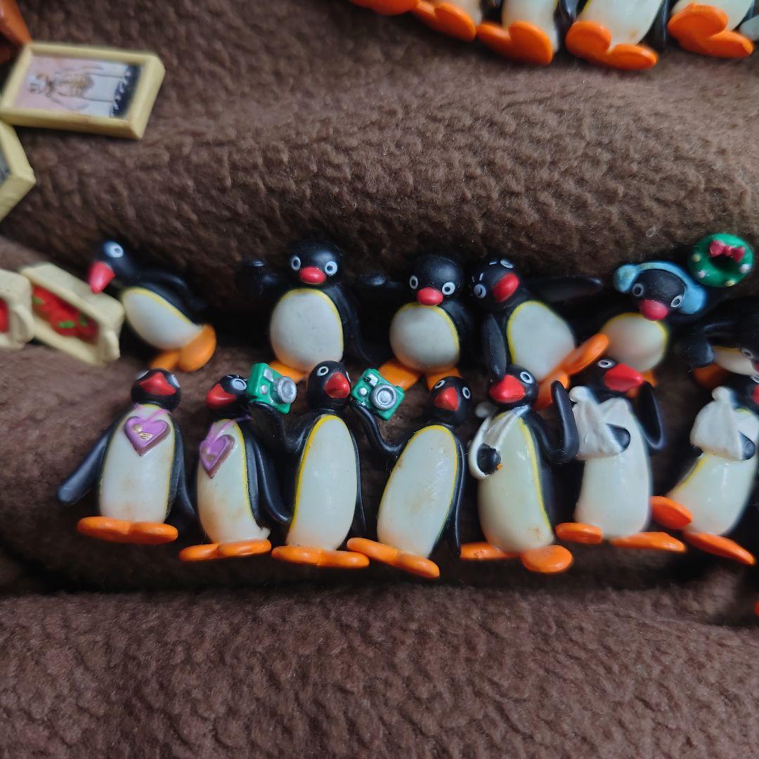 ピングーエッグ★イグルーディスプレイ棚&フィギュア80体以上まとめ売り★送料無料