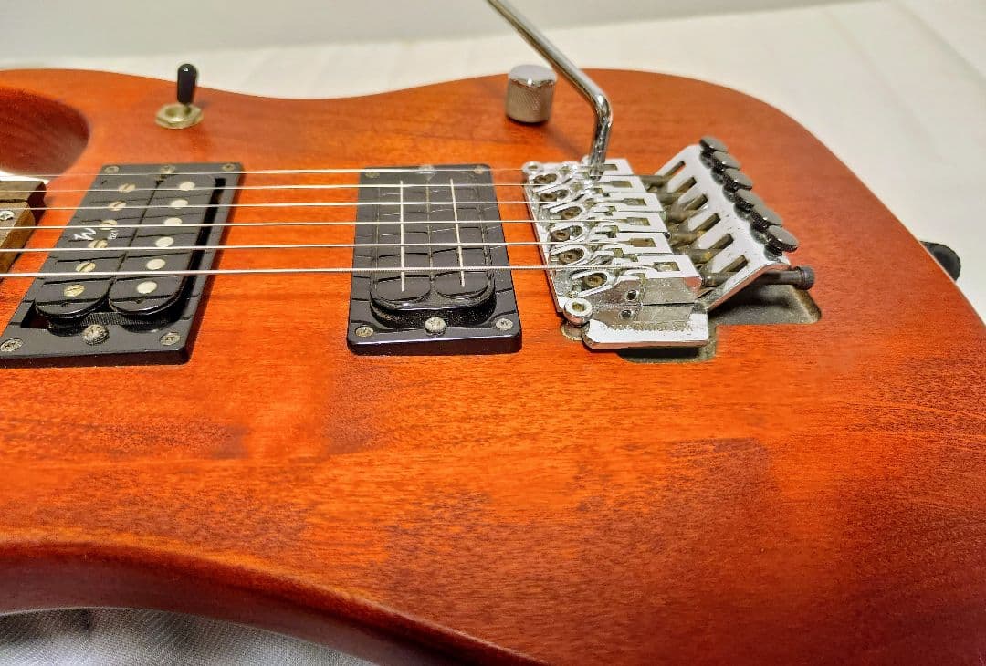 ギター Washburn N2