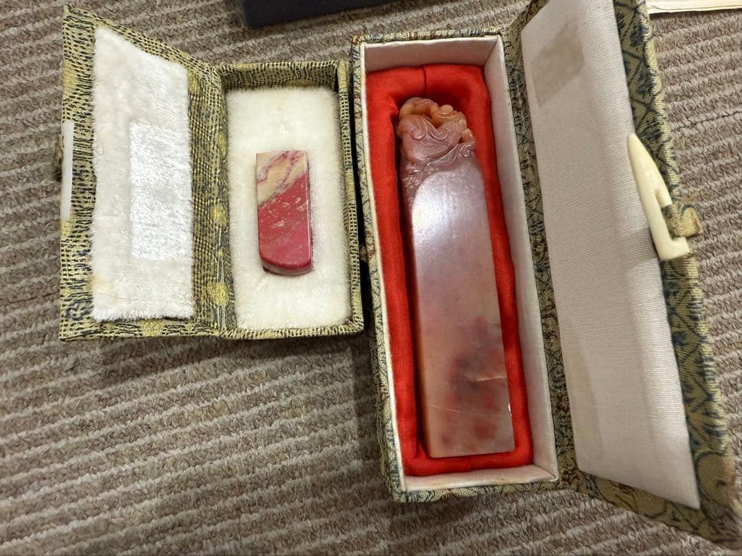 漆塗りの硯箱と印箱セット