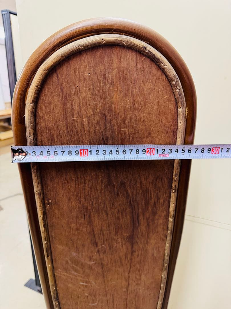 ラタン風スタンドミラー スリッパフック付き 昭和レトロ アンティーク カガミ 鏡