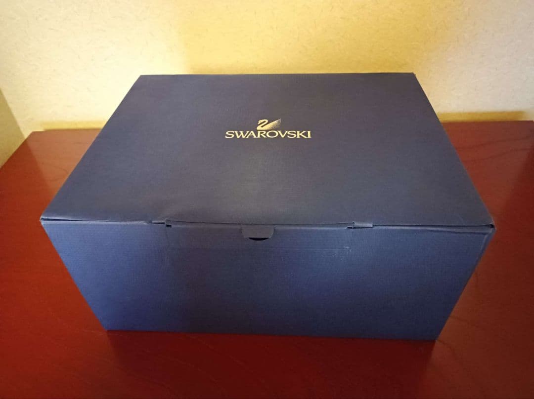 フィギュリン3点★美術館の様なお部屋に★スワロフスキー★