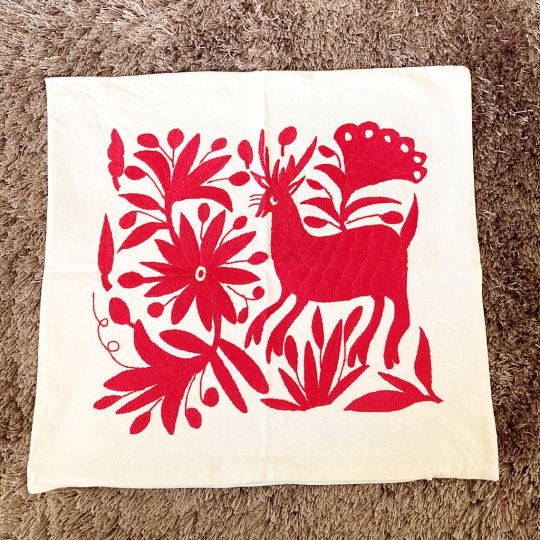 新品＊クッションカバー＊オトミ刺繍＊赤＊レッド＊動物＊花＊植物＊メキシコ雑貨