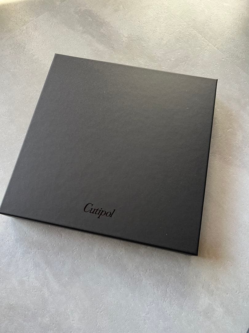 クチポール　ゴア　Cutipol GOA新品未使用　ブラック×シルバー