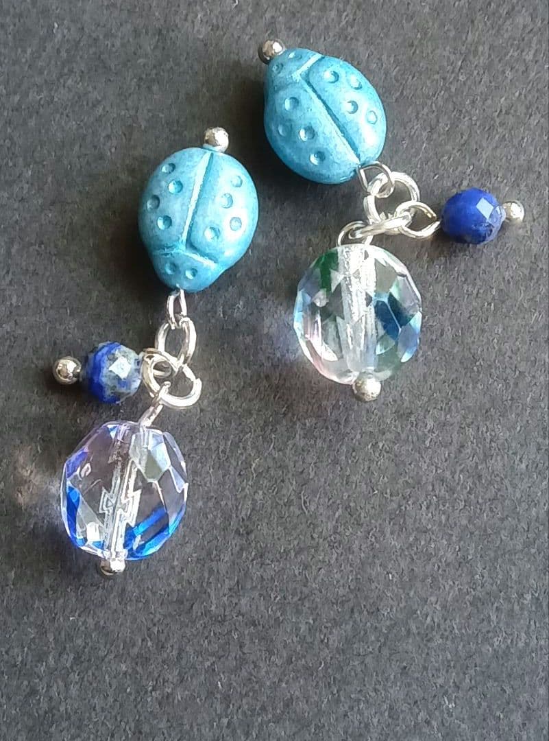 9122 てんとう虫 チェコビーズ ラピスラズリ ブルー パーツ