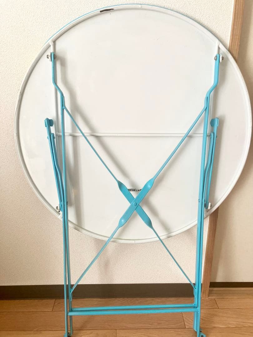 PYLONES　ピローヌ　テーブル　フランス