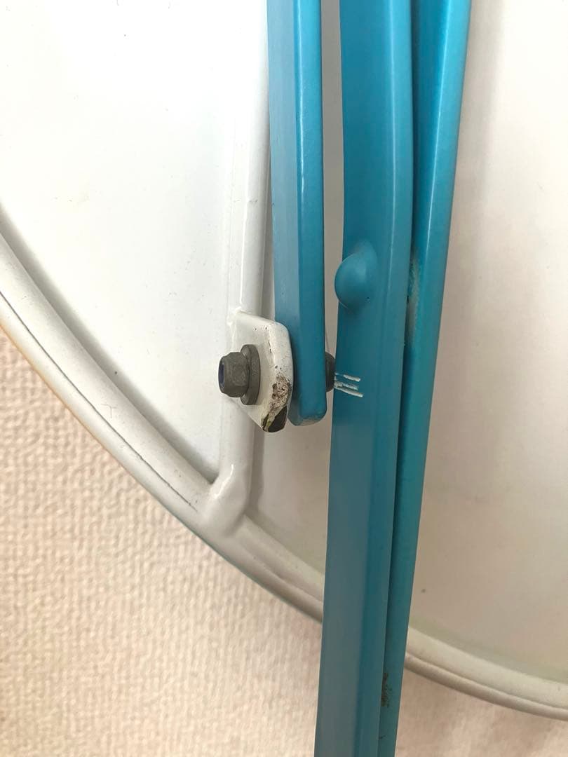 PYLONES　ピローヌ　テーブル　フランス