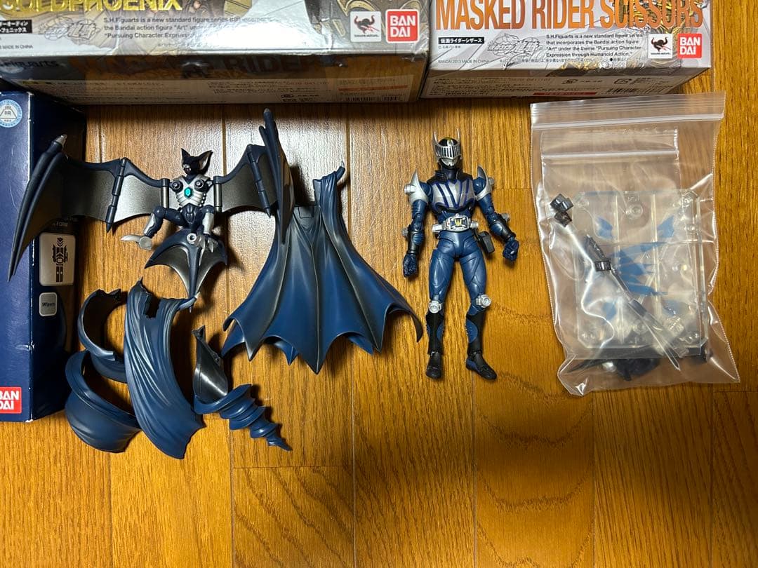【美品】22点セット S.H.Figuarts 仮面ライダー龍騎シリーズ