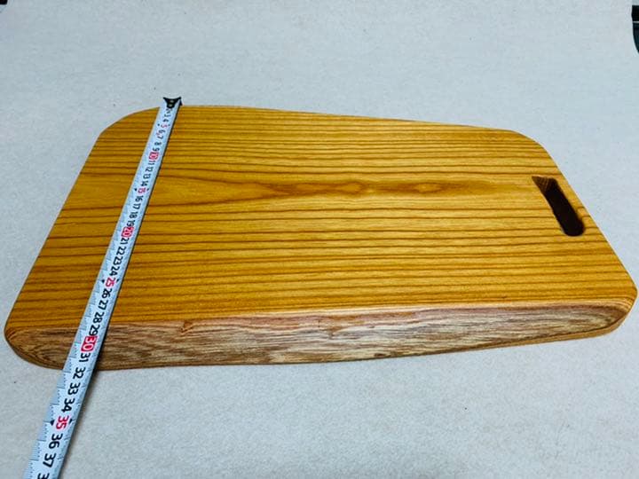 最高級欅 一枚板　オシャレまな板　カッティングボード　クリスマス用品ハンドメイド