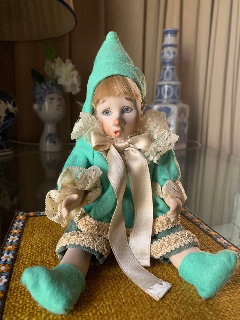 イタリア人形　ビンテージビスクドールのピノキオ人形イケメンなんです！色も綺麗！