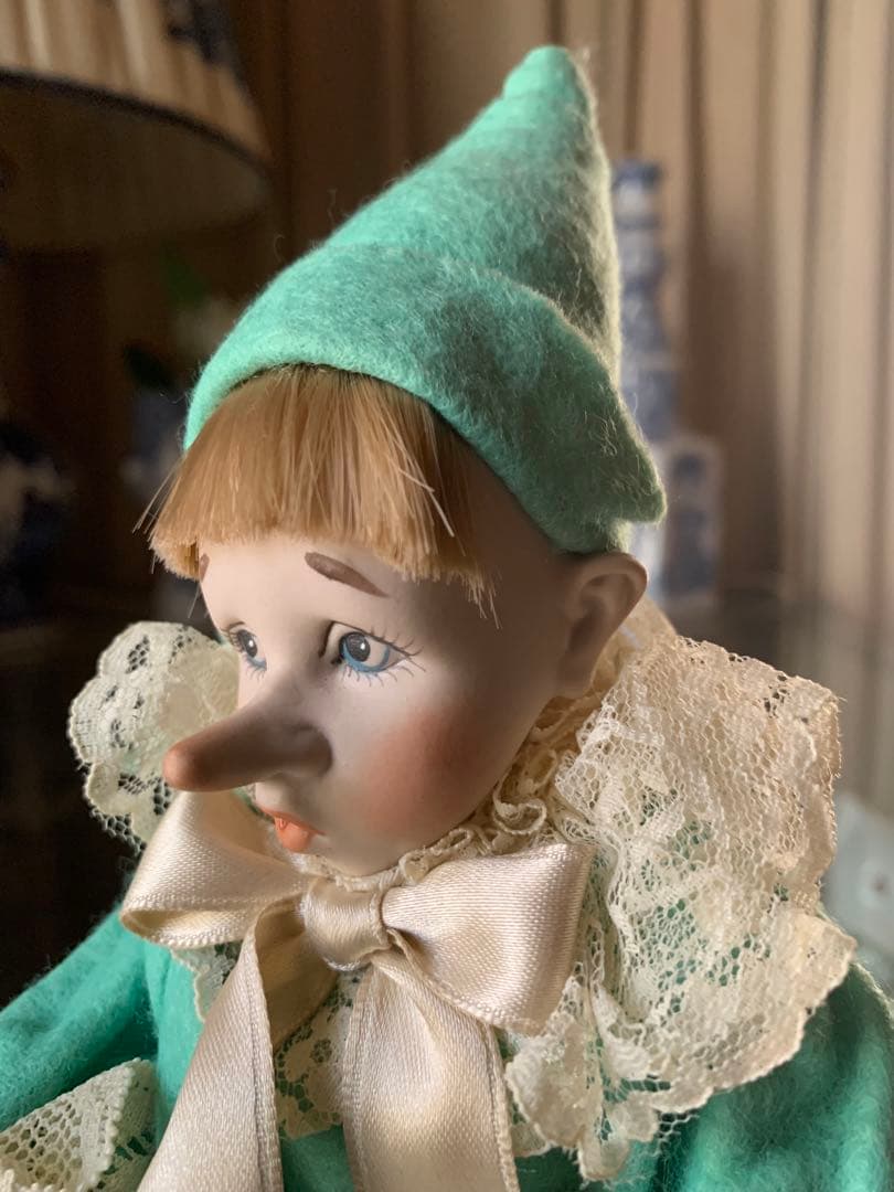 イタリア人形　ビンテージビスクドールのピノキオ人形イケメンなんです！色も綺麗！