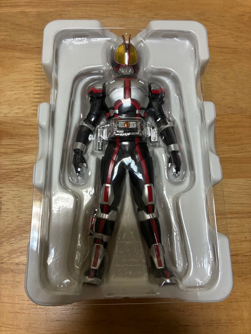 修復後有り　S.H.Figuarts（真骨彫製法）仮面ライダーファイズ