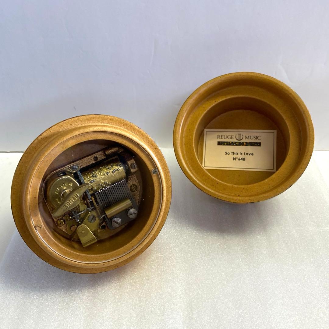 【希少】リュージュ 卵型 オルゴール スイス 18弁