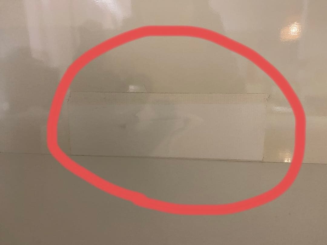 黒の木製食器棚 幅150cm ガラス扉付き